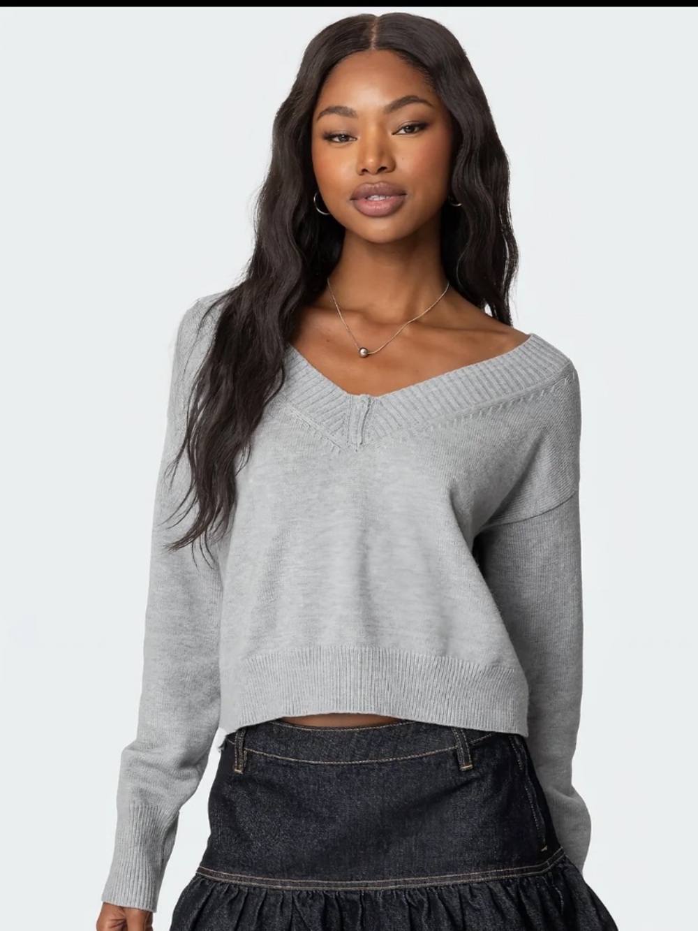 NWOT Edikted Light Gray V-Neck Sweater Top